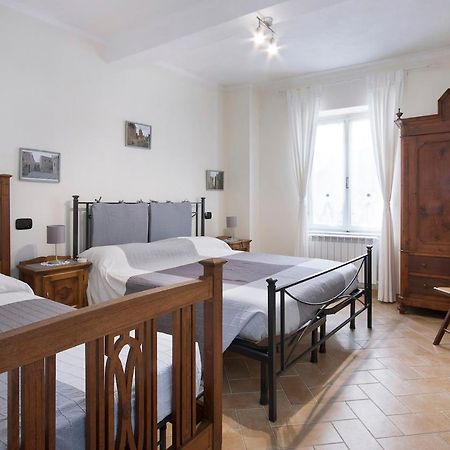 B&B Sotto Le Torri Αλμπένγκα Εξωτερικό φωτογραφία
