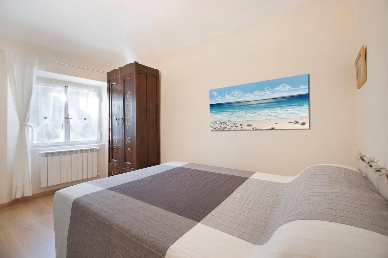 B&B Sotto Le Torri Αλμπένγκα Εξωτερικό φωτογραφία